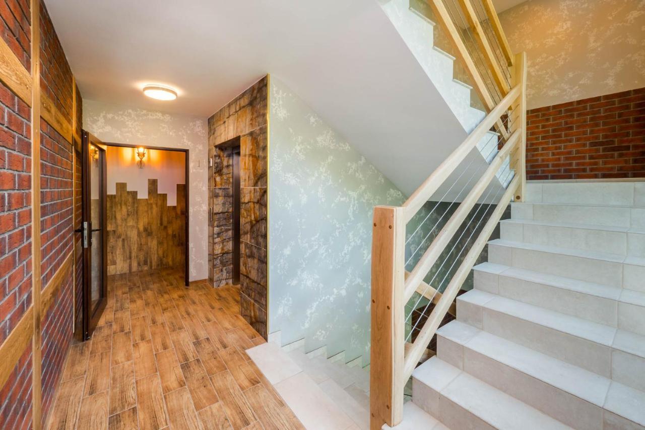Villa Kliwer 50 Metrow Od Morza Рови Екстер'єр фото
